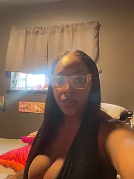 Snapshot of brookedd chatting on 03.09.26 brookedd online show from 03.09.26