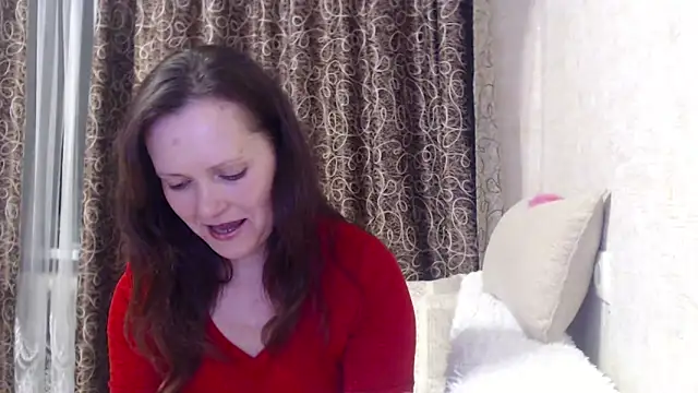 SheLion online show from 02.14.26