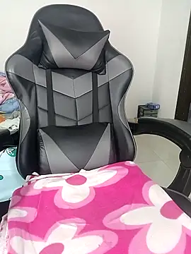 Snapshot of sandylau chatting on 03.12.25 sandylau online show from 03.12.25