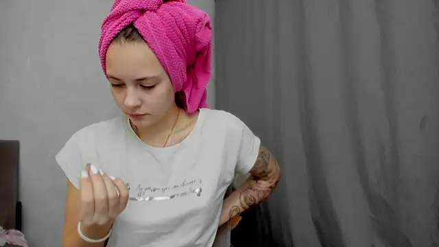 why again me online show from 03.17.25