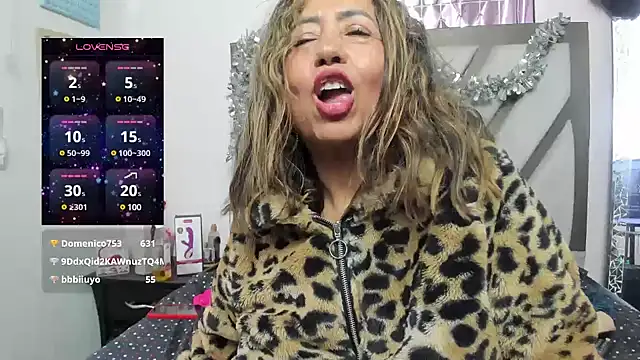 matureluna online show from 02.19.25