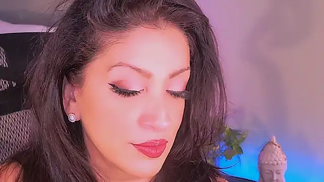 Wonderful Woman online show from 11.02.25