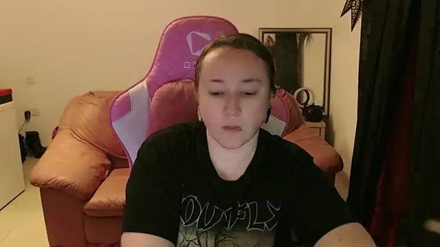 kisicaxx online show from 01.26.25