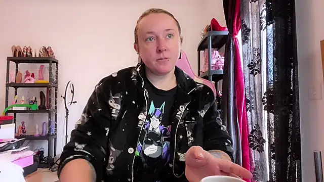 kisicaxx online show from 12.05.25