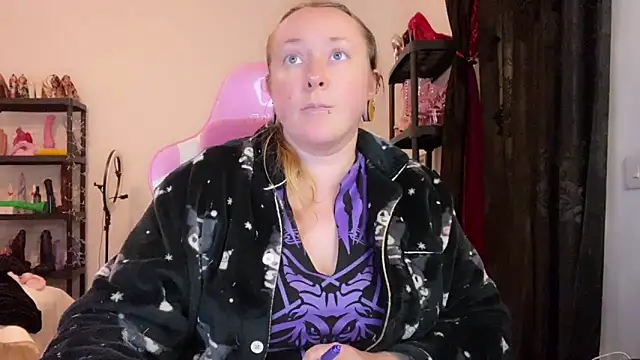 kisicaxx online show from 02.13.26