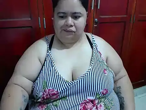 Snapshot of hotlesby4uxxx chatting on 07.16.26 hotlesby4uxxx online show from 07.16.26