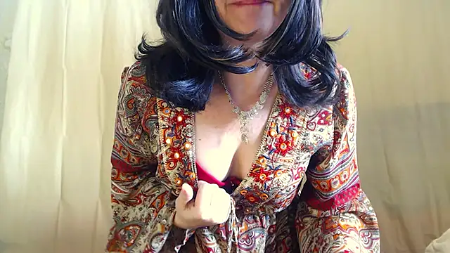 Snapshot of Fun4tipz chatting on 02.21.25 Fun4tipz online show from 02.21.25