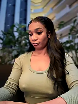   Nessa   online show from 11.14.25