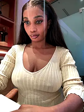   Nessa   online show from 11.30.25