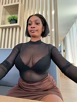   Nessa   online show from 04.18.26