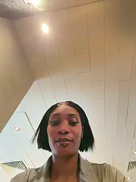   Nessa   online show from 04.24.26