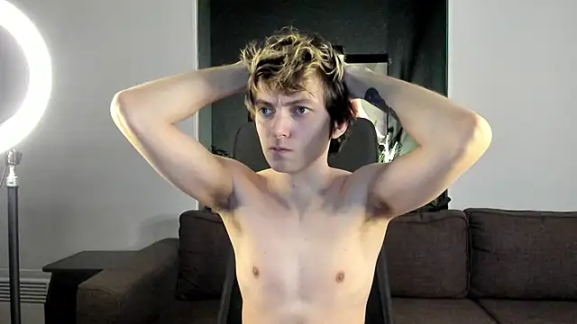 Snapshot of pjatteryd chatting on 03.01.25 pjatteryd online show from 03.01.25