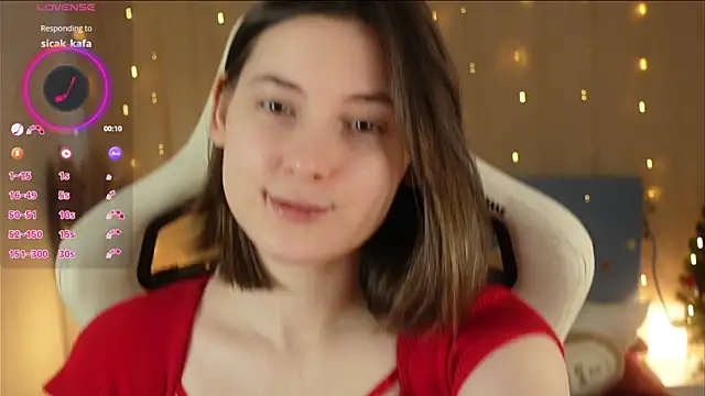 Snapshot of BeckyMartens chatting on 12.22.24 BeckyMartens online show from 12.22.24