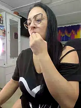 Ameliarizo online show from 02.13.26