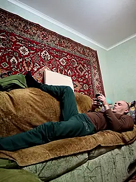 Snapshot of Sam_Colt chatting on 12.16.25 Sam Colt online show from 12.16.25