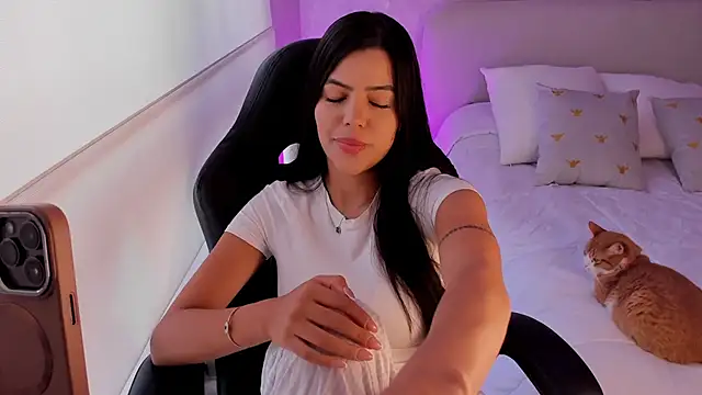 Snapshot of salome__11 chatting on 01.19.25 salome  11 online show from 01.19.25