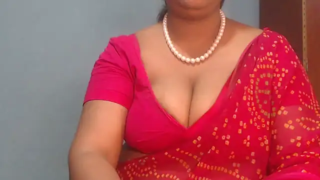 Snapshot of naughtyboobs38dd chatting on 06.15.26 naughtyboobs38dd online show from 06.15.26