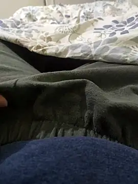 Snapshot of kayahan4 chatting on 02.09.25 kayahan4 online show from 02.09.25