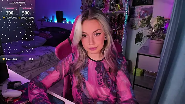 ChloeKohaku online show from 12.06.24