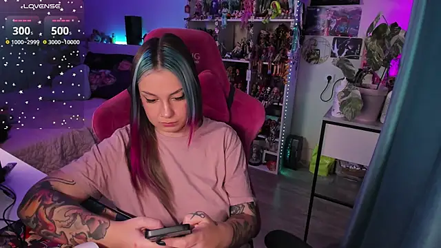 ChloeKohaku online show from 02.03.25