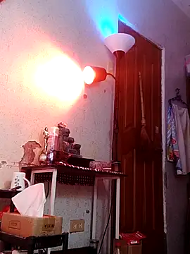 QueenSoreal online show from 02.05.25