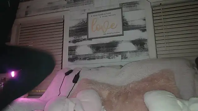 AshleyRain online show from 12.22.24