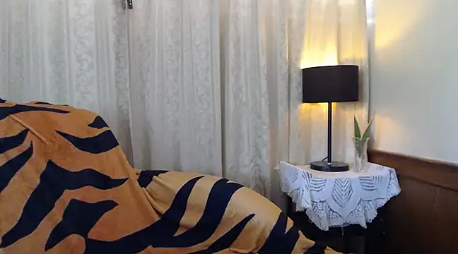 Snapshot of nareethai chatting on 03.22.25 nareethai online show from 03.22.25