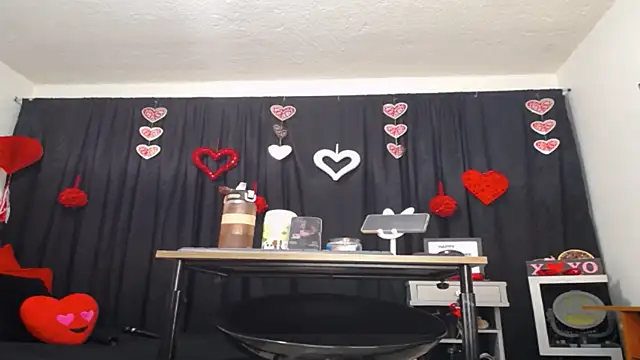 Litas Secrets online show from 02.12.25