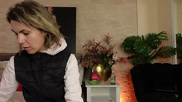 FeliciaKrige online show from 04.09.26