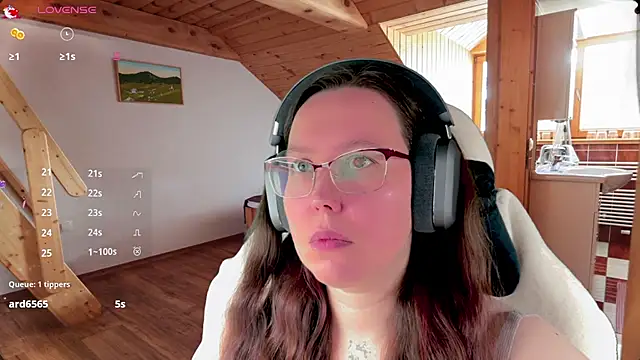 Snapshot of Victoria_Romans chatting on 03.28.26 Victoria Romans online show from 03.28.26