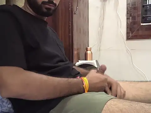 Snapshot of brownie_cake_cb chatting on 11.10.25 brownie cake cb online show from 11.10.25