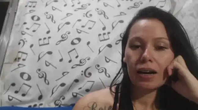 Snapshot of Venusluxodomme chatting on 02.17.25 Venusluxodomme online show from 02.17.25