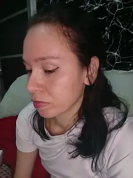 Snapshot of Venusluxodomme chatting on 05.29.26 Venusluxodomme online show from 05.29.26