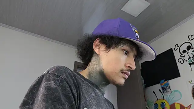 trieone online show from 04.18.26