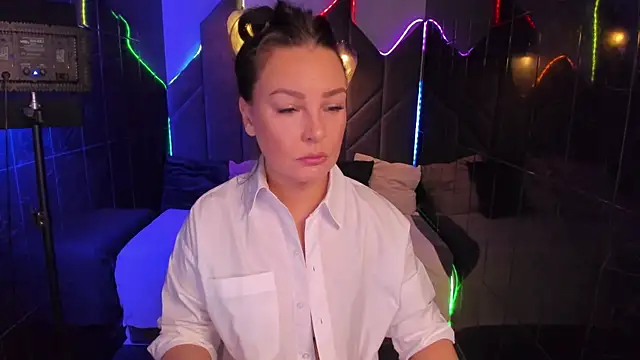 MilenaMellow online show from 11.20.25