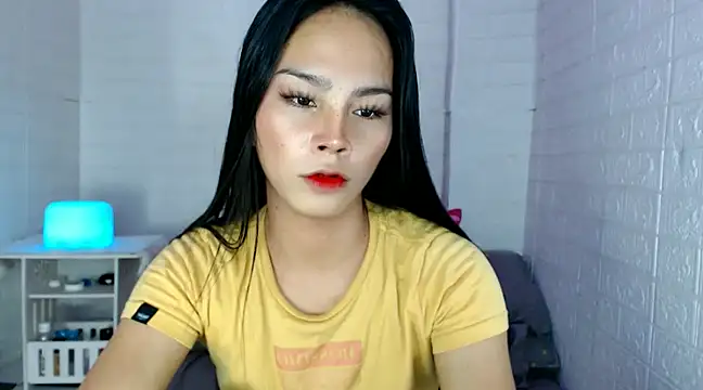 Snapshot of urnaughtydolly69 chatting on 01.21.25 urnaughtydolly69 online show from 01.21.25