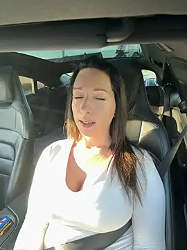 Viola Beck online show from 04.17.26