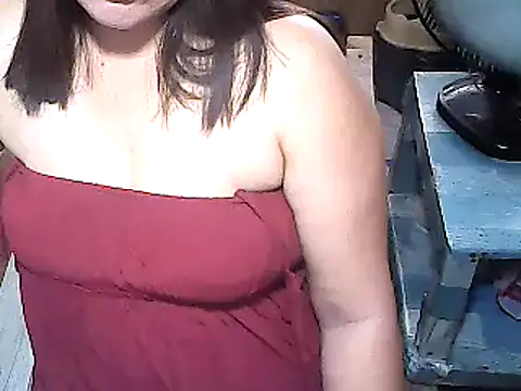 lovely4all101 online show from 02.24.25