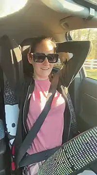 lolabunny9 online show from 02.04.25