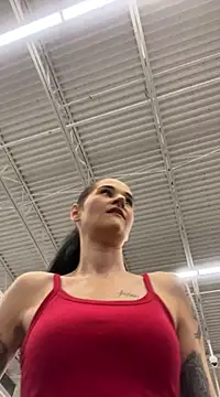 lolabunny9 online show from 02.19.25