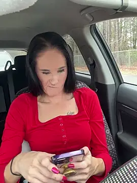 lolabunny9 online show from 02.21.25