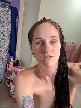 lolabunny9 online show from 10.08.25