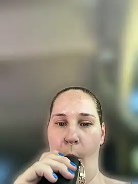 lolabunny9 online show from 06.13.26