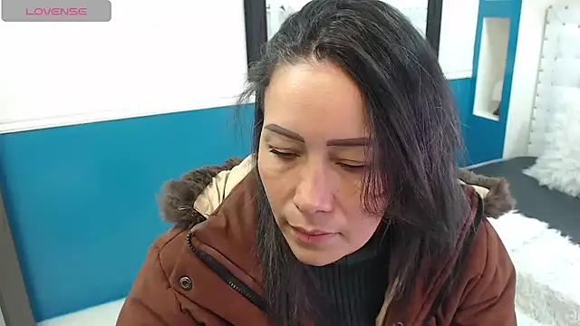 gaby trent online show from 02.20.25