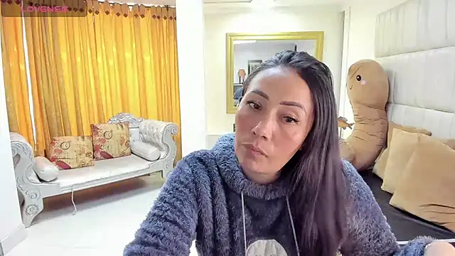 gaby trent online show from 02.28.25