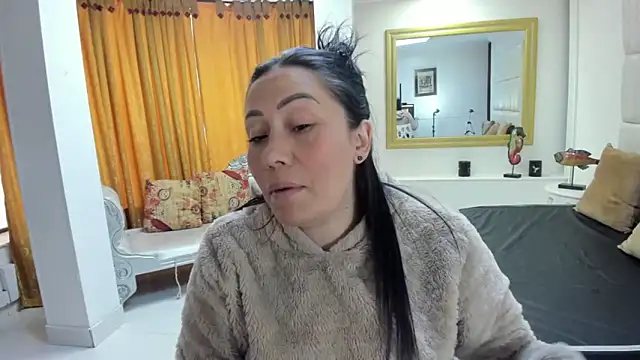 gaby trent online show from 09.26.25