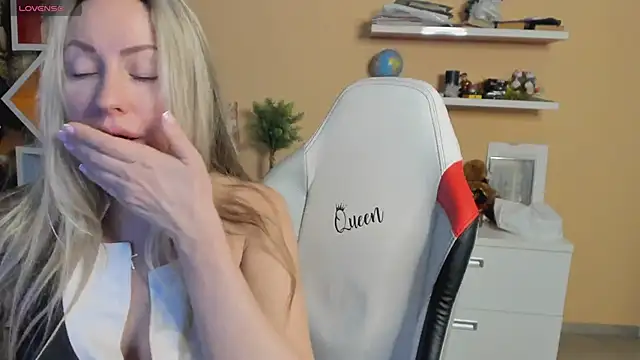 Veola new online show from 01.26.25