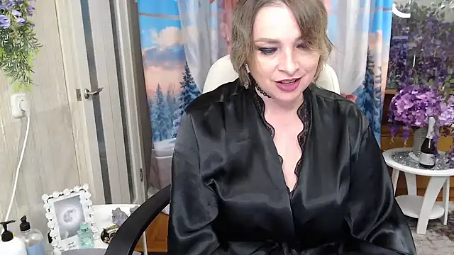 Snapshot of Mika_Passion chatting on 05.28.26 Mika Passion online show from 05.28.26
