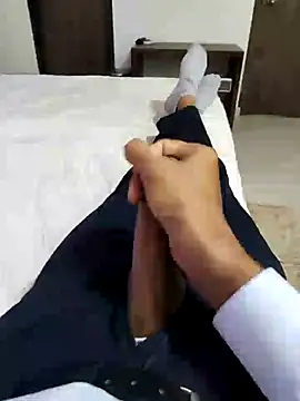 GUJJU GUJARATI online show from 01.21.25