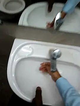 GUJJU GUJARATI online show from 11.04.25